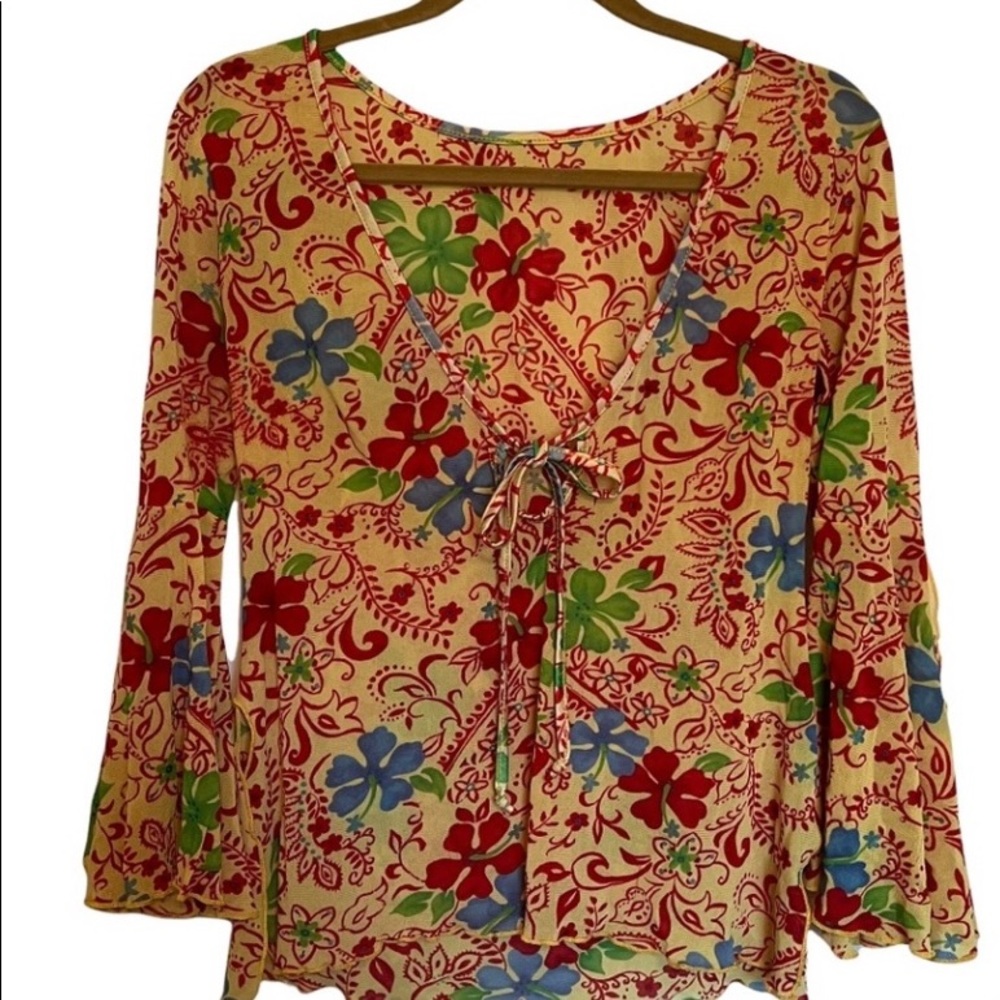 ENDLESS SUN - FLORAL BOHO TOP WITH BELL SLEEVES. SIZE SMALL